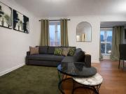 Modern 2 Bed Flat with Parking | Britannia Village