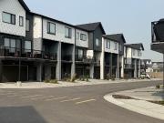 Modern 2 Bedroom, 2.5 Bath Townhome in Evanston NW Calgary
