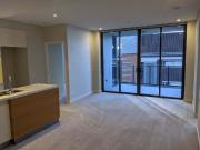 Modern 2 Bedroom 2 Bathroom River Views w/ Infinity Pool