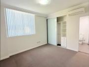 Modern 2 bedroom 2 bathroom + Study with big balcony for...