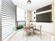 Modern 2 Bedroom, 2 Bathroom Unit in River Park Central Modern 2 Bedroom, 2 Bathroom Unit in River Park Central