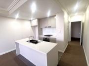 Modern 2 bedroom apartment for Only $660 pw including...