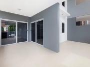 Modern 2 Bedroom Apartment in Lutwyche