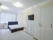 Modern 2 Bedroom Apartment in Park West, Edgware Road W2 2QR