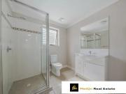 Fully Furnished Modern 2 Bedroom Apartment in Prime Location