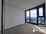 Modern 2 Bedroom Apartment in the Heart of Box Hill