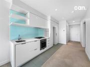 Modern 2 Bedroom Apartment in the Heart of Melbourne CBD