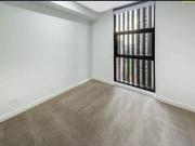 Modern 2 Bedroom Apartment in the Heart of Parramatta –...