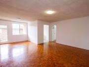 Modern 2 Bedroom Apartment Living in Prime Location