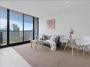 Modern 2 Bedroom Apartment Opposite Queen Victoria...