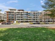 Modern 2 Bedroom Apartment: Urban Comfort Redefined