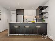 Modern 2 Bedroom Apartment with Parking in...