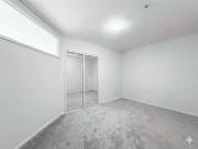 Modern 2 Bedroom Apartment with Parking in Prime...