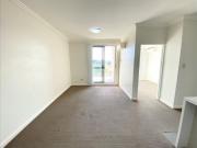 Modern 2 Bedroom + Study + 2 Tandem Parking Space Luxury...