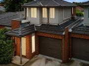 Modern 2 Bedroom Townhouse