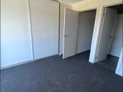 Modern 2 Bedroom Townhouse in Elizabeth Downs