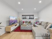 Modern 2 BEDROOM TOWNHOUSE PLUS STUDY