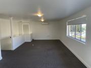Modern 2 Bedroom Unit in Labrador – Gold Coast
