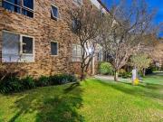 Modern 2 Bedroom Unit in Prime Location Walk to Station, S