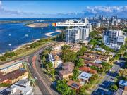 MODERN 2 BEDROOM UNIT LOCATION. LIFESTYLE. LIVABILITY