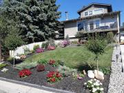 Modern 2 bedroom with loft Main Floor Suite