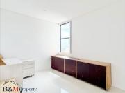 Modern 2 Bedrooms plus study or third bedroom with... Modern 2 Bedrooms plus study or third bedroom with...