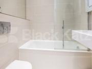 Modern 2 double bedroom property with open plan lounge...