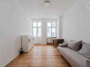 Modern 2 Room Apartment in Central Prenzlauer Berg –...