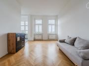 Modern 2 Room Apartment in Central Prenzlauer Berg –...