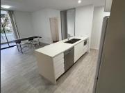 Modern 2Bed + Study Garden Apartment | Walk to Green...