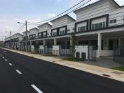 Modern 2Storey Terrace with Backyard 4R4B Diamond Garden...