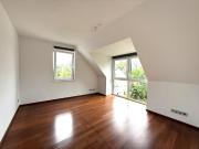 Modern 3,5 room apartment in Stuttgart Sonnenberg near...