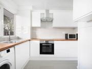 Modern 3 Bed Split Level Home with Garden, Brixton