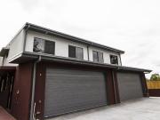 Modern 3 Bed + Study Townhouse For Rent