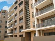 Modern 3 Bedroom Apartment