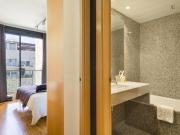 Modern 3 bedroom apartment in well connected Sarrià Sant...