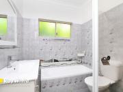 Modern 3 Bedroom Brick Home