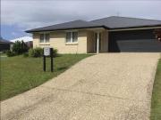 Modern 3 bedroom Duplex with Double Garage