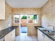 Modern 3 Bedroom Duplex with Private Garden in Pet...
