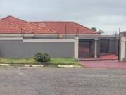 modern 3 bedroom family home on the.