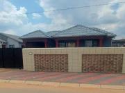 modern 3 bedroom house with solar po.