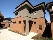 Modern 3 Bedroom Townhouse
