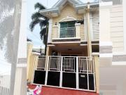 Modern 3 bedroom Townhouse For Sale In Jeanette Gardens
