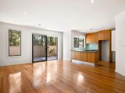 Modern 3 Bedroom Townhouse in Prime Ascot Vale Location