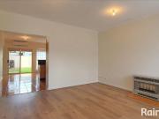Modern 3 Bedroom Unit in Prime St Albans Location