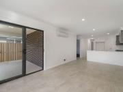 Modern 3 Bedroom Villa in Ascot Park