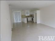 Modern 3 Bedroom Villa In Desirable Location