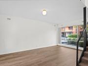 Modern 3 x 1 Home in Girrawheen!