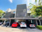 Modern 3Storey Bungalow Villa Mirage By The Lake Cyberjaya