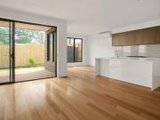 Modern 4 Bedroom Double Storey Townhouse In The Mt...